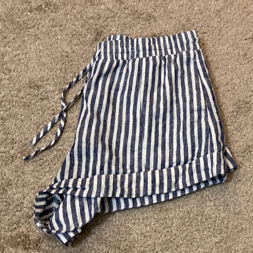 Universal Thread Striped Linen Shorts